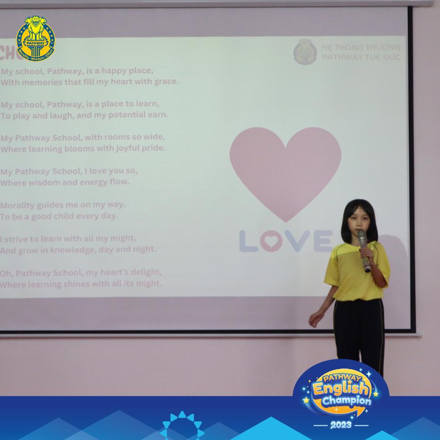 Chúc mừng bạn Nguyễn Ngọc Yến Nhi, Lớp 3P1, Cơ sở Eco Green với tiết mục thuyết trình và đọc thơ 