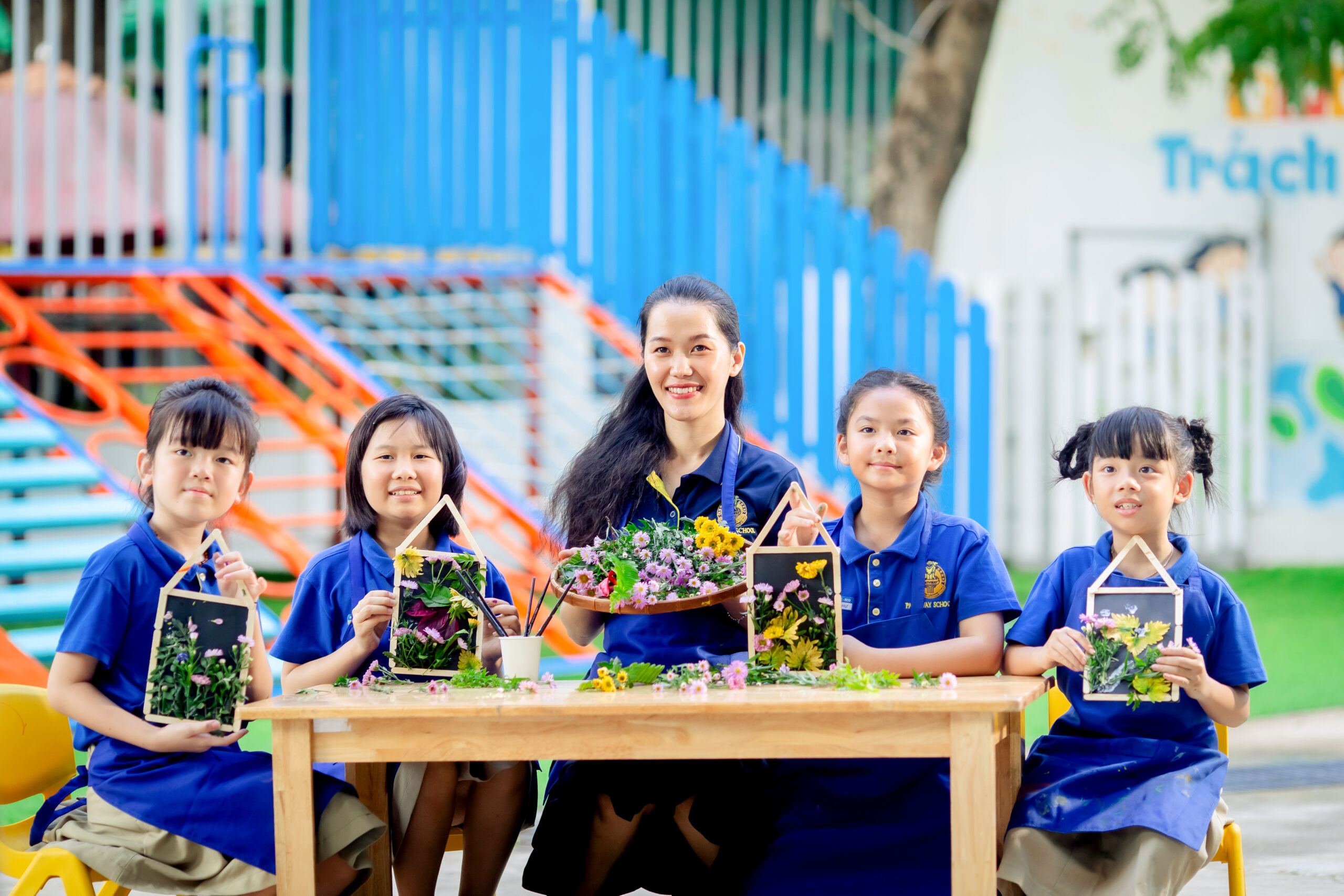 Đội ngũ giáo viên chuyên môn cao tại Pathway Tuệ Đức