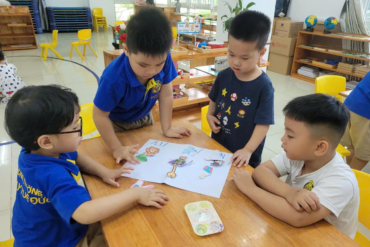 Pathway Kindergarten chú trọng trang bị đầy đủ kỹ năng xã hội cho trẻ mầm non