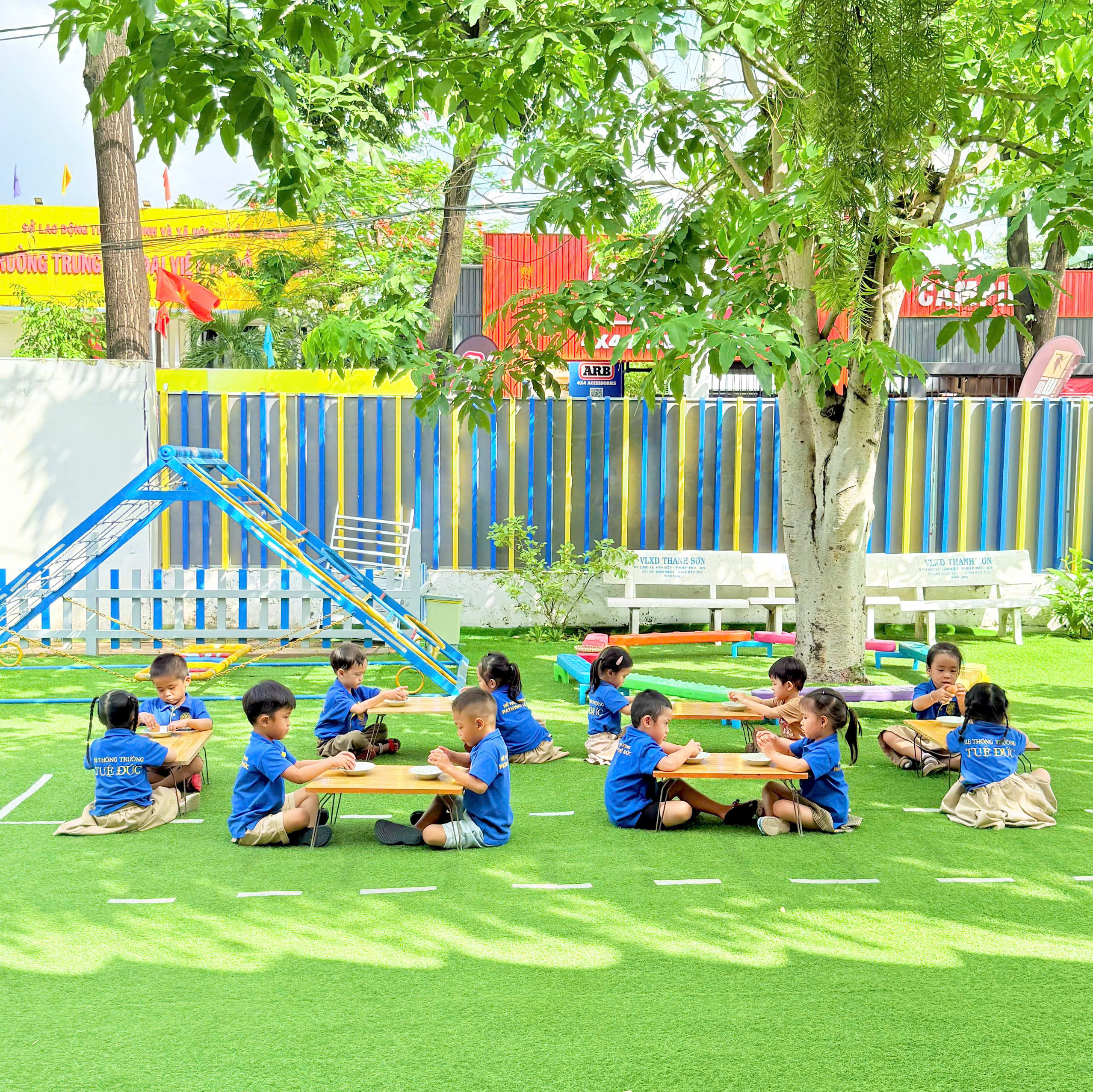Dạy trẻ bằng phương pháp Montessori tại Pathway School