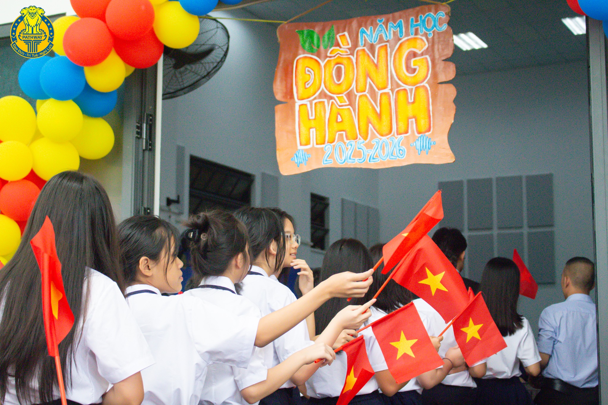 Khai giảng năm học Đồng hành