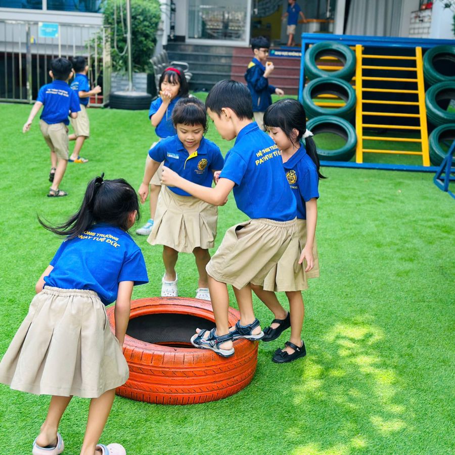 Giáo dục thể chất cho học sinh tiểu học