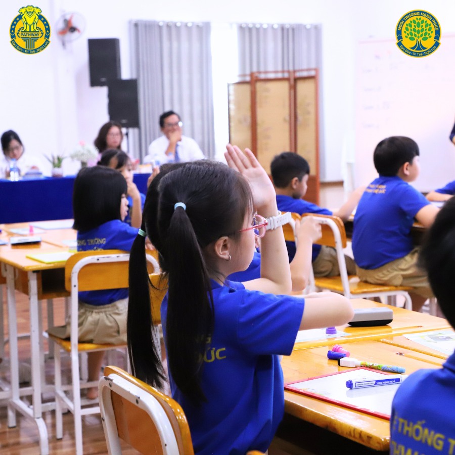 Học sinh Pathway School học tư duy Toán A+ thông qua các bộ học cụ đa dạng