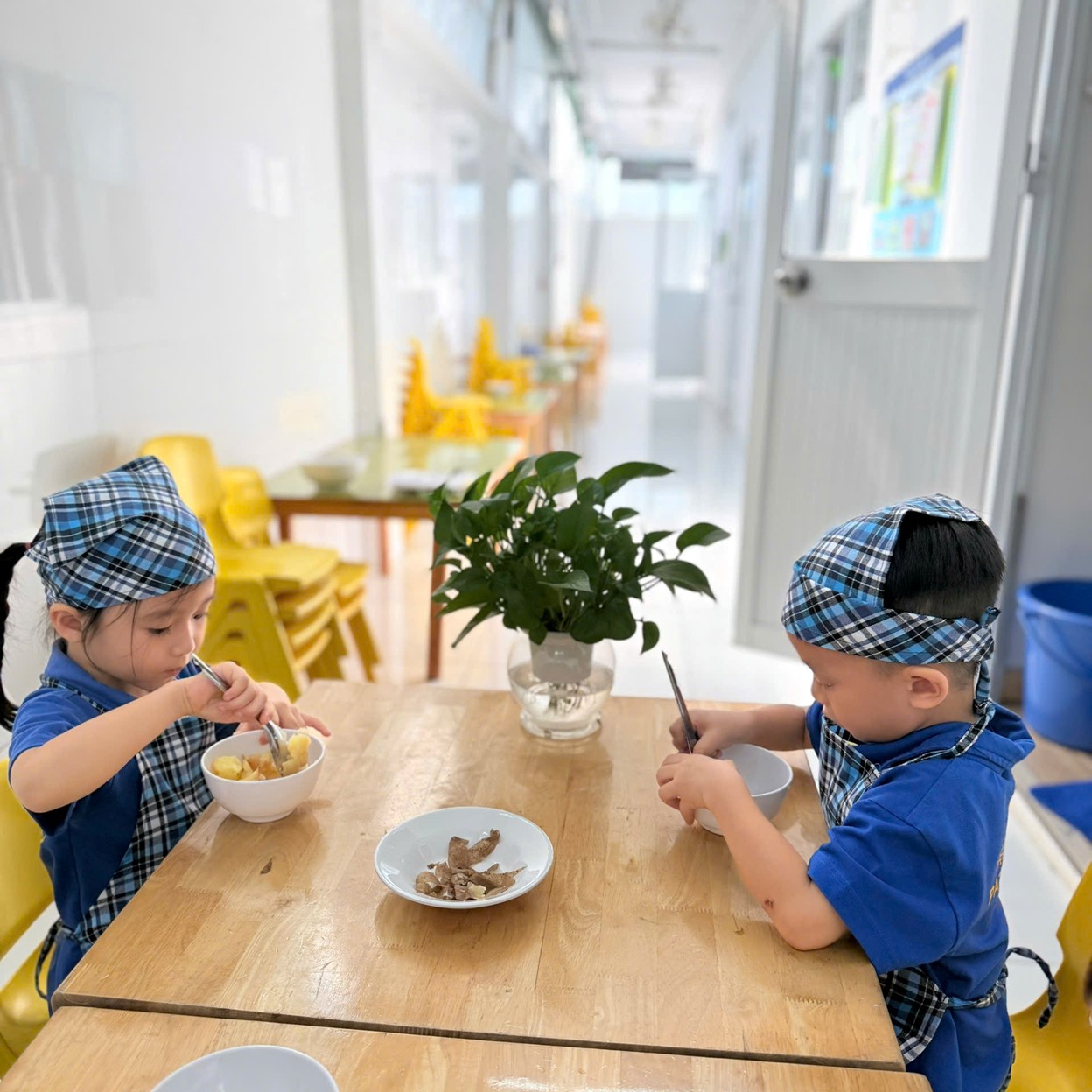 Năng lượng cho cả ngày học bắt đầu từ chế độ dinh dưỡng cho trẻ mầm non.